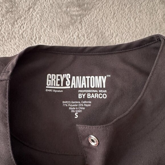 NWT Grey's Anatomy by Barco Black Scrubs Top Jacket Button Up Women's SMALL - Picture 3 of 6